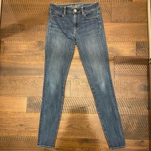 American Eagle Outfitters Hi-Rise Jegging
